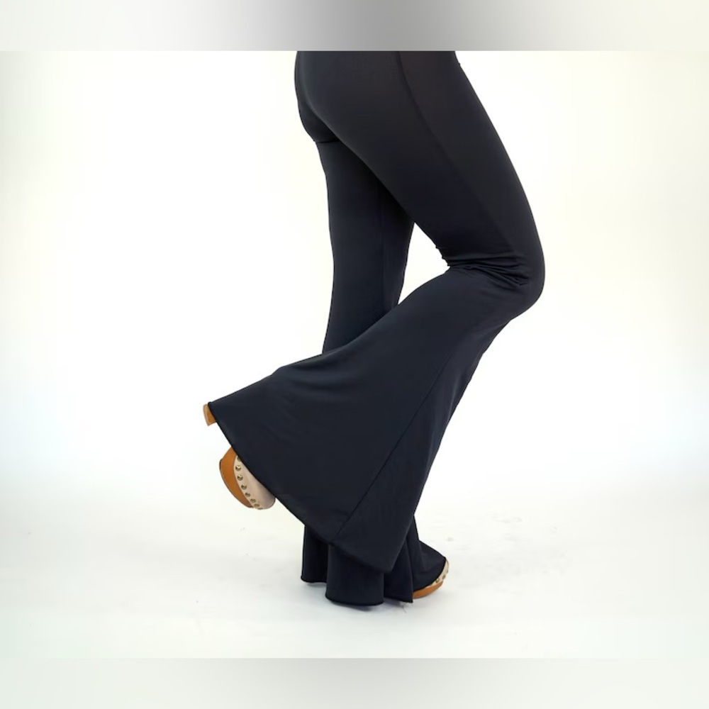 Women's bell bottom legging